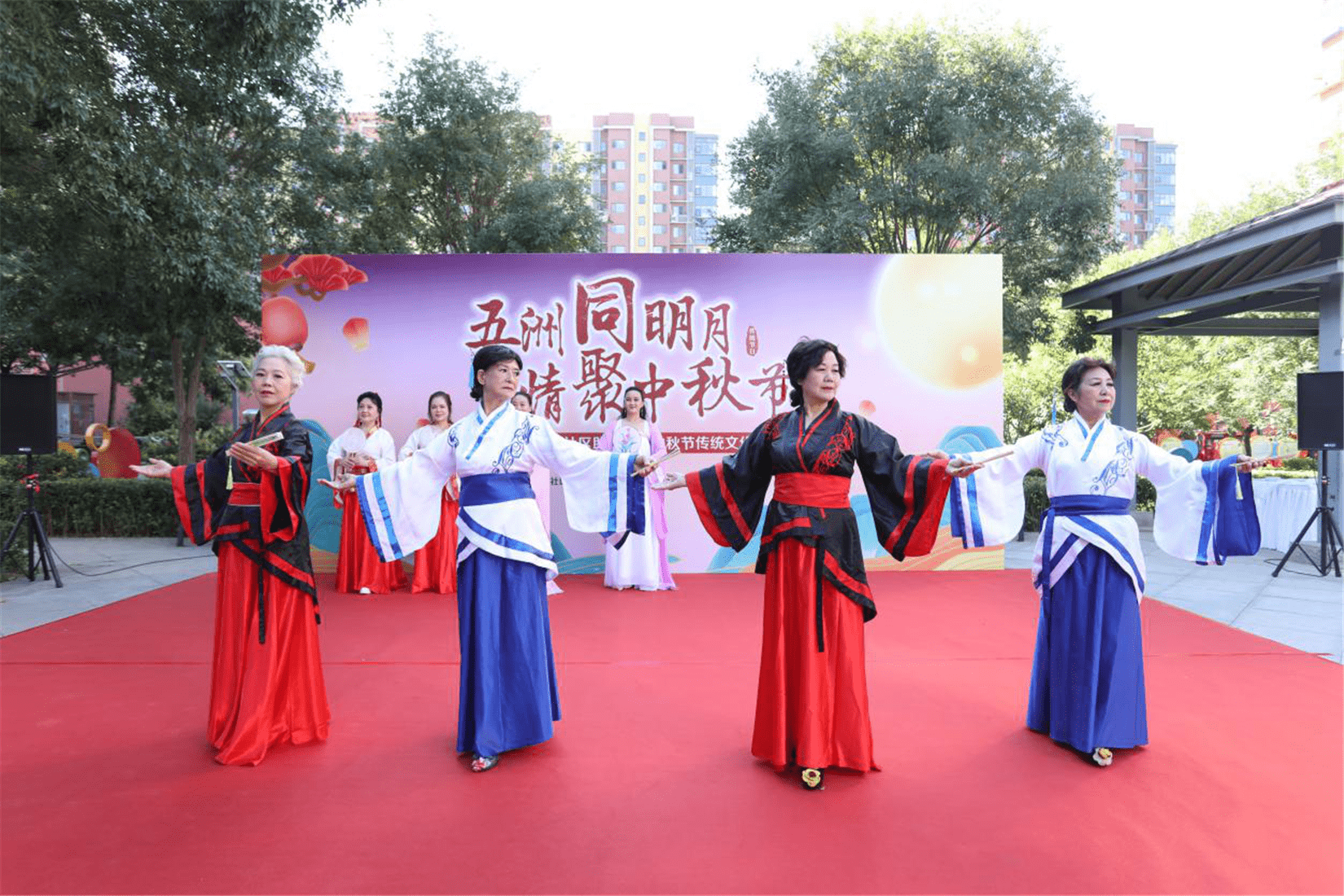 月滿五洲聚祥云，情暖中秋助創(chuàng)城——中糧祥云社區(qū)中秋節(jié)傳統(tǒng)文化活動(dòng)策劃方案